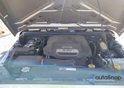 2013 Jeep Wrangler Unlimited Sport z USA, uszkodzony, nr VIN 1C4BJWDG4DL657663